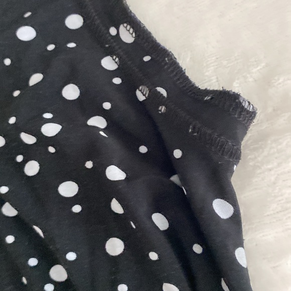 Black and gray polka dot sleeveless midi dress - Picture 6 of 17